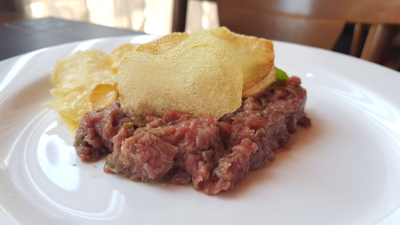 Steak tartare: nova churrascaria em Goiânia ainda precisa melhorar qualidade de ingredientes | Foto: Luísa Gomes/Mais Cinco