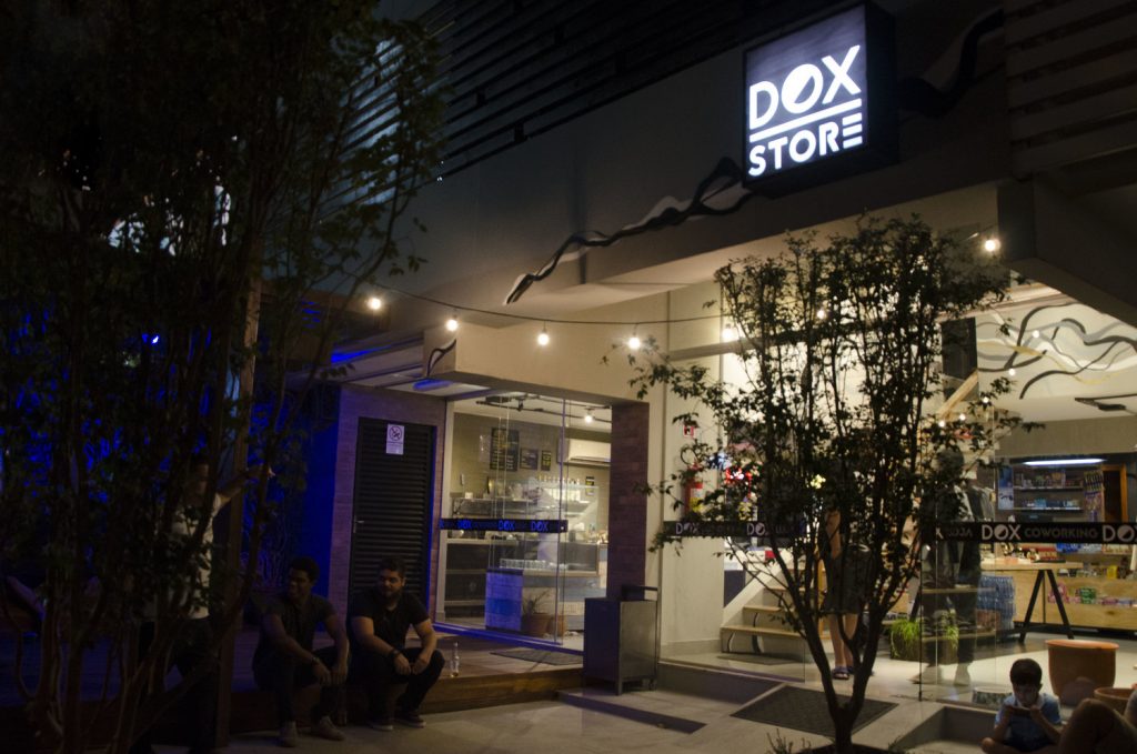 Dox Store está localizada no Setor Marista com coworking, espaço para evento e café | Foto: Divulgação